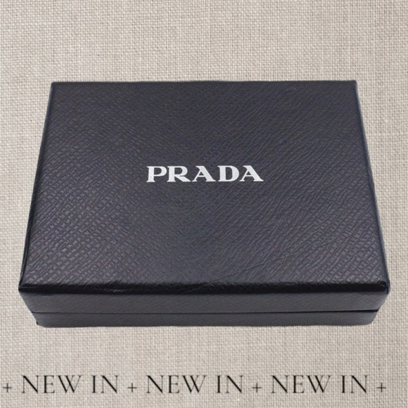 Prada Leather Key Holder Wallet with Bow Detail in Pink - Picture 11 of 12